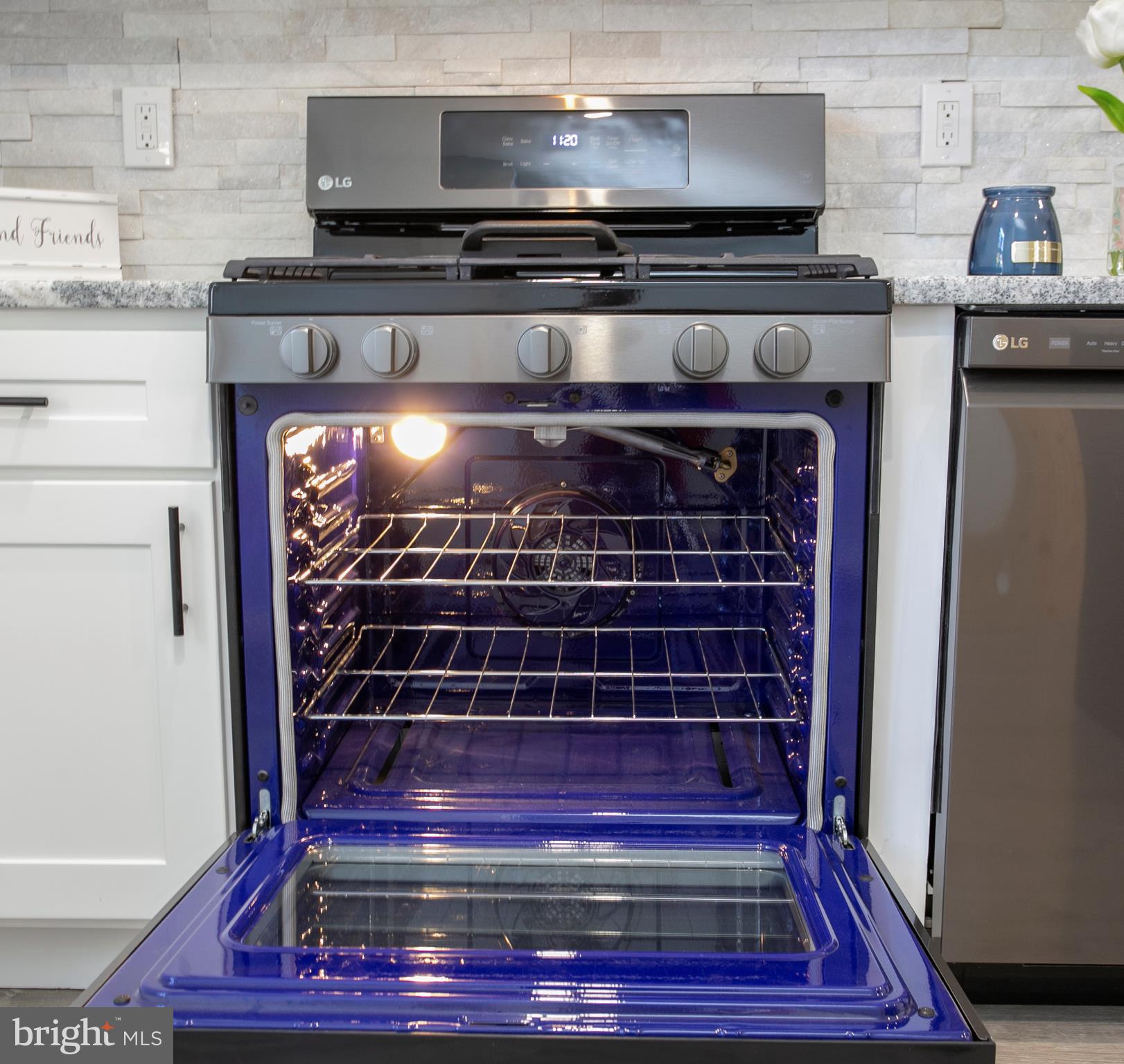 851 Rising Sun Road Telford, PA 18969 - Photo 14 of 33 Gas Range