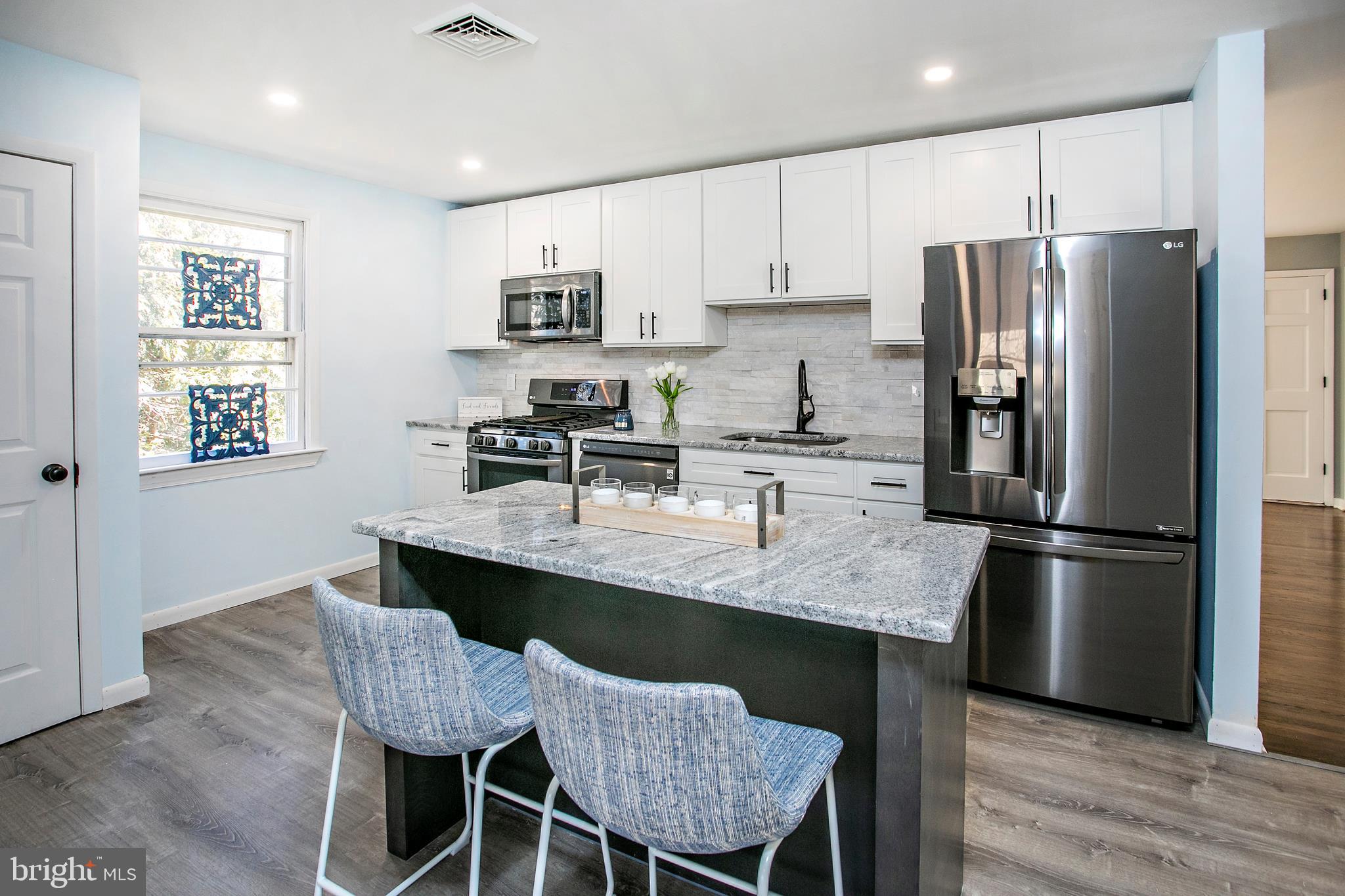 851 Rising Sun Road Telford, PA 18969 - Photo 9 of 33 Kitchen Island with Seating