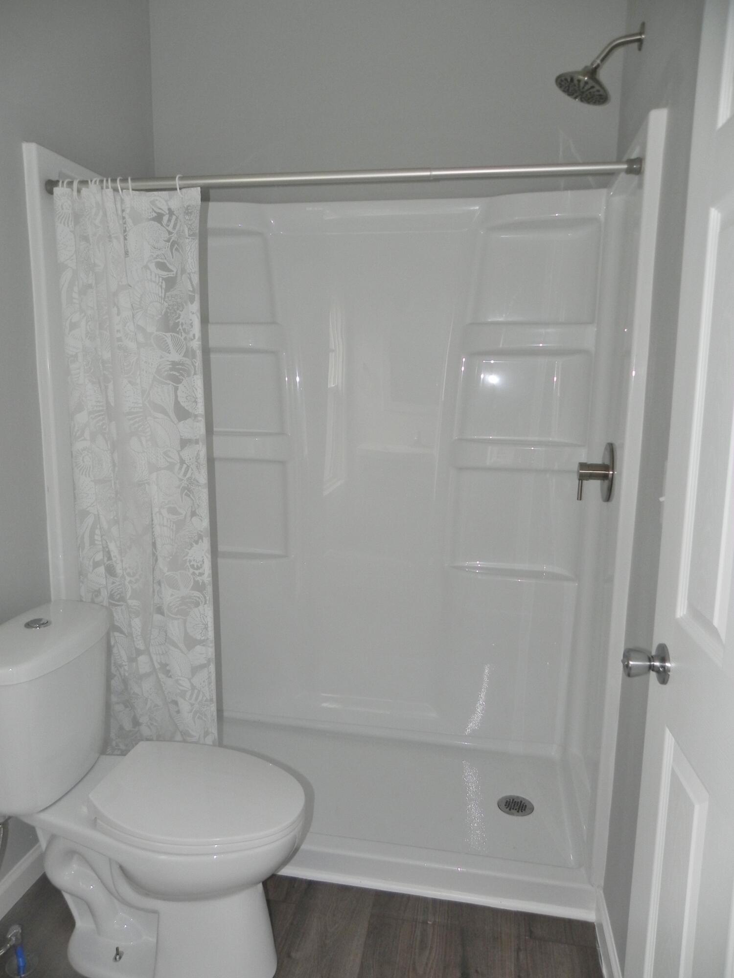 216 East Delaware Street Decatur, MI 49045 - Photo 13 of 16 Primary bathroom