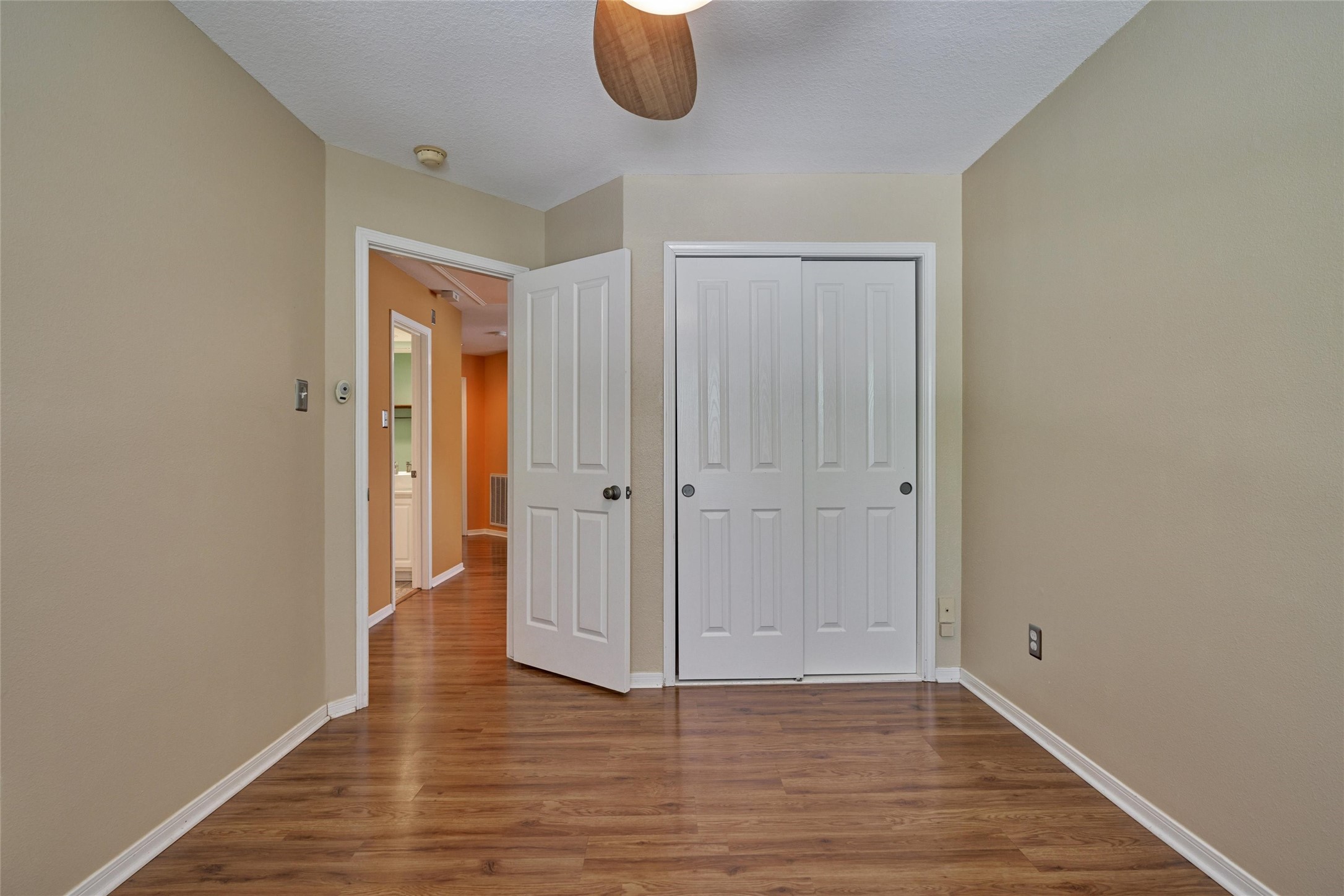 59 West Gaslight Place Spring, TX 77382 - Photo 33 of 47 Bedroom #2