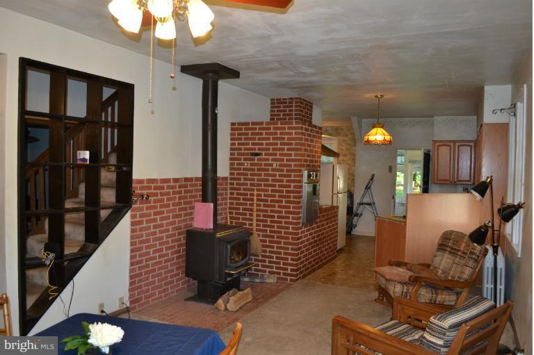 4408 Ridge Road Baltimore, MD 21236 - Photo 10 of 11 Dining Room