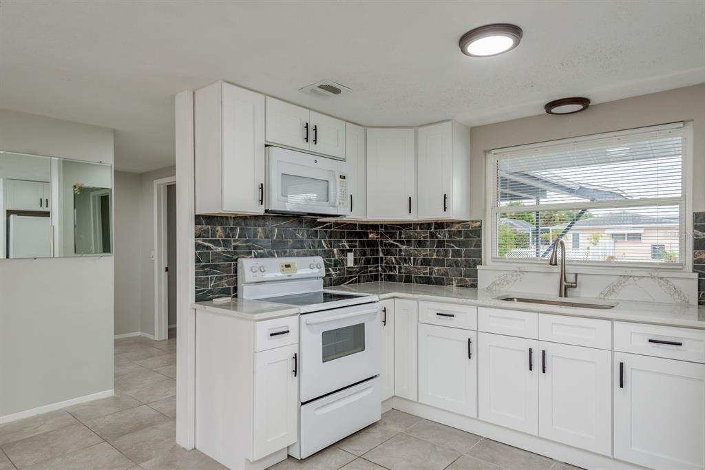 10521 Oak Hill Drive Port Richey, FL 34668 - Photo 15 of 29