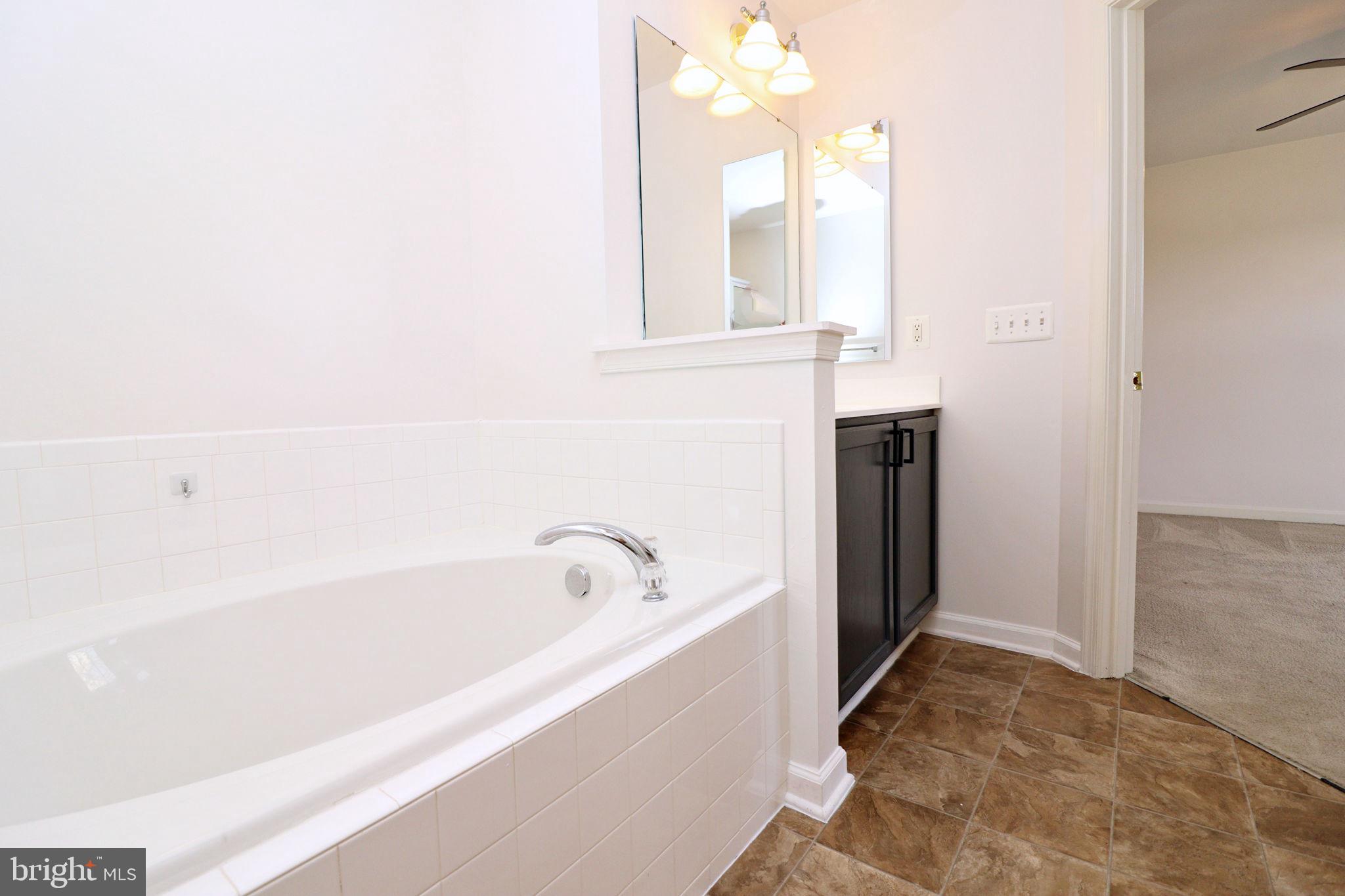 1344 Steed Street Ranson, WV 25438 - Photo 20 of 41 Primary En Suite Bathroom