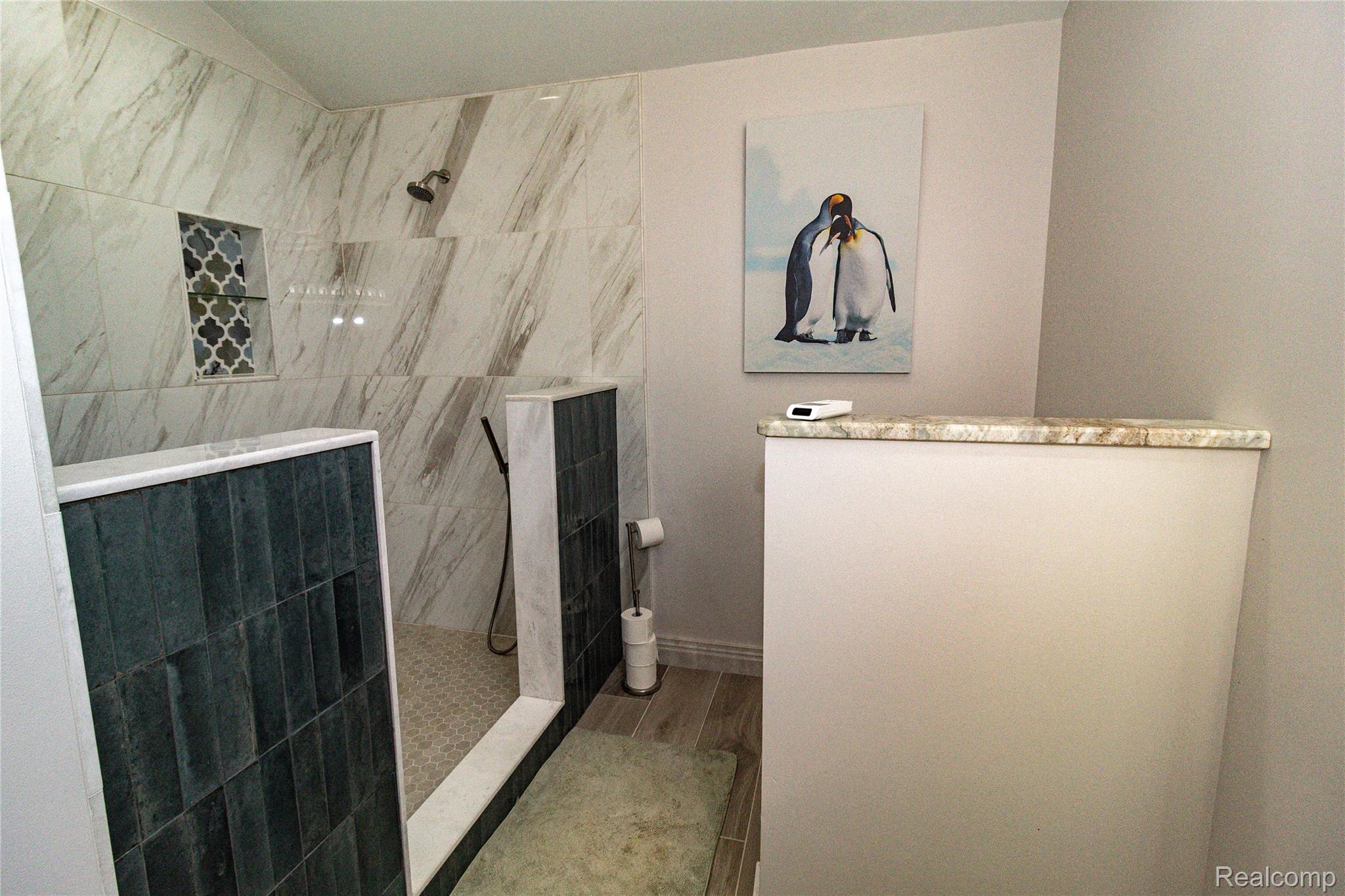 4450 Blood Road Metamora, MI 48455 - Photo 22 of 61 Primary Bath (2).jpg