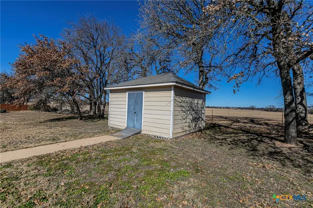$370,000 | 313 Hamilton Drive, Gatesville, TX 76528