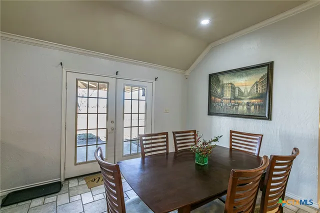 $370,000 | 313 Hamilton Drive, Gatesville, TX 76528