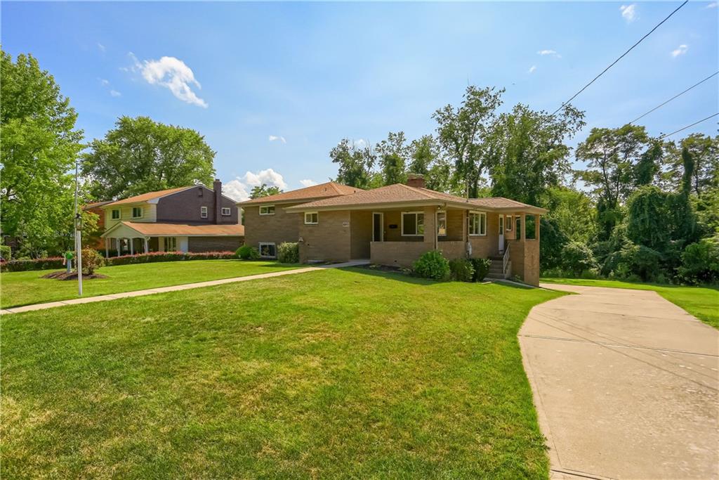 4018 Willett Road Pittsburgh, PA 15227 - Photo 3 of 43 Gallery Image 3