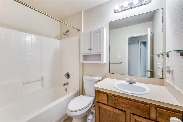 $320,000 | 2617 Prospect Avenue, Fort Worth, TX 76164