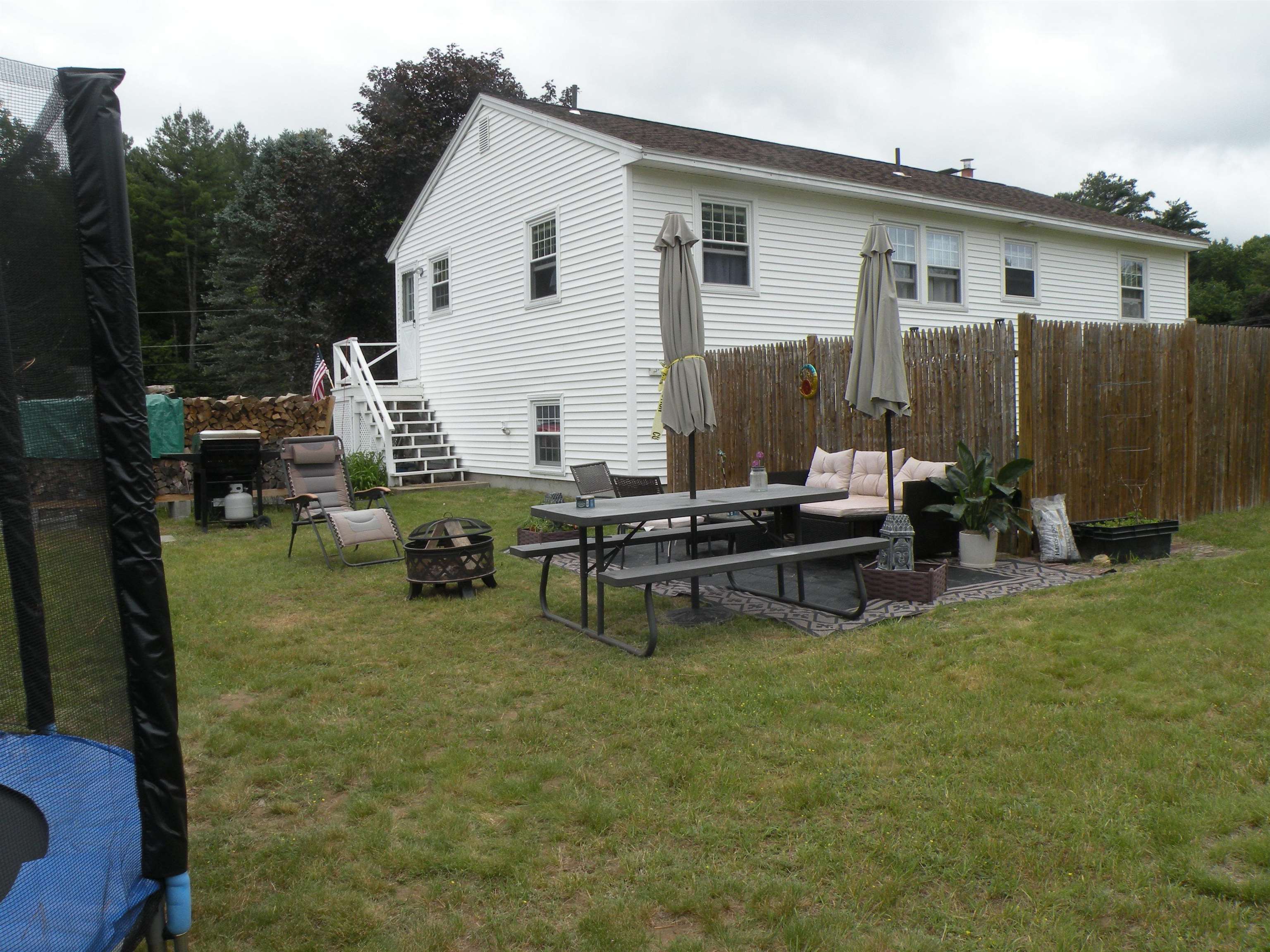 4 Kemo Circle Litchfield, NH 03052 - Photo 3 of 19