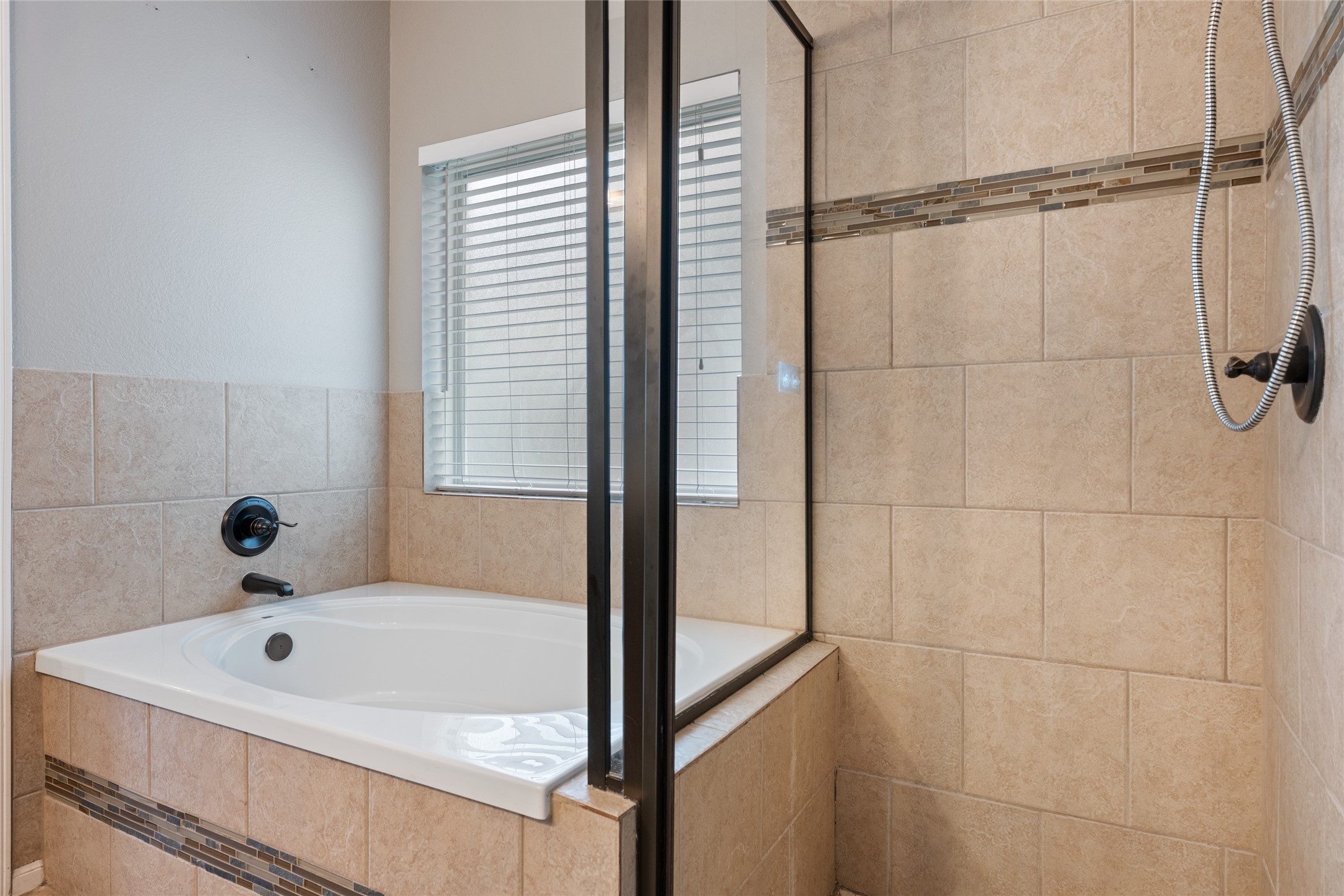 2018 Wembley Way Rosenberg, TX 77471 - Photo 29 of 50