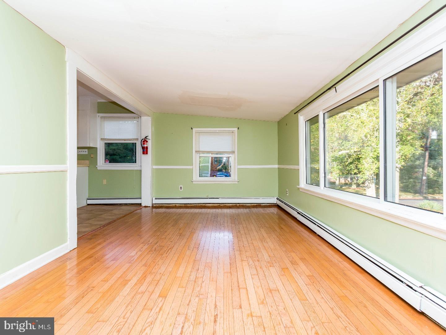 37 Taunton Road Medford, NJ 08055 - Photo 5 of 24