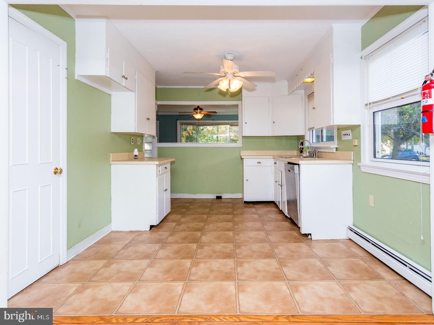 37 Taunton Road Medford, NJ 08055 - Photo 7 of 24