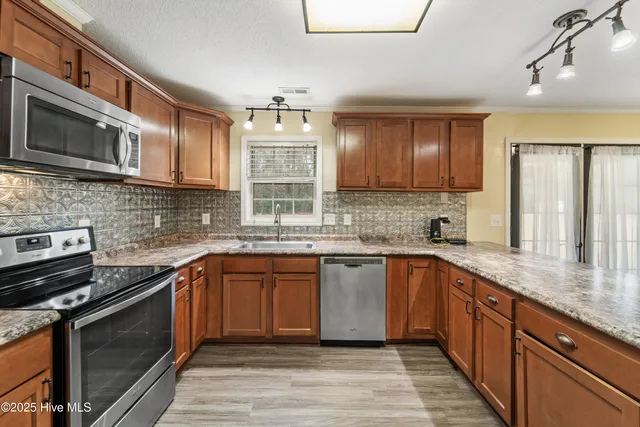 $259,000 | 282 Faison W Mcgowan Road, Kenansville, NC 28349