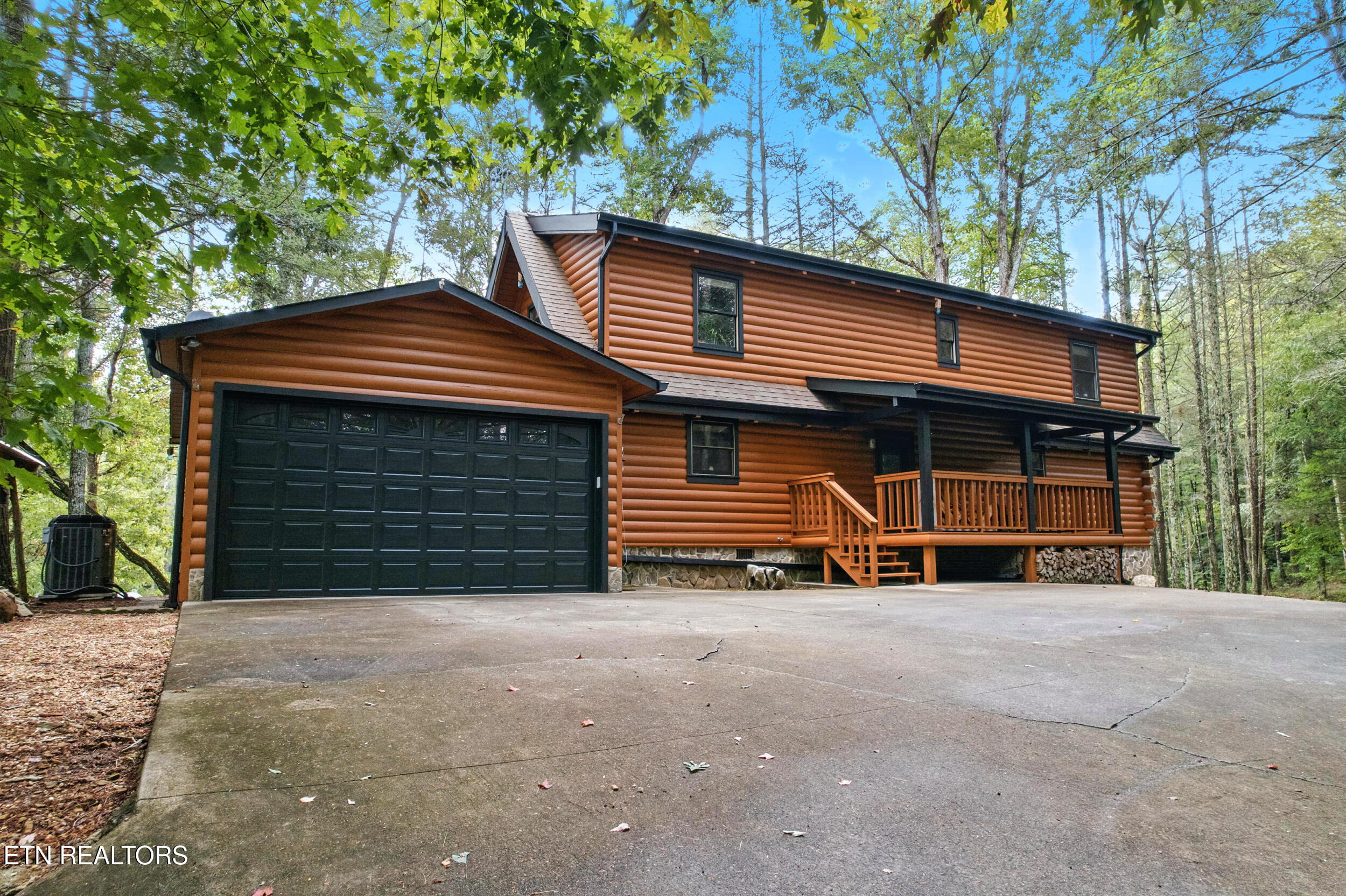 1730 Ridge Court Walland, TN 37886 - Photo 3 of 43 001