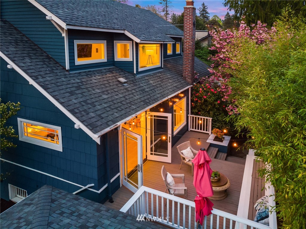 6979 47th Avenue Southwest Seattle, WA 98136 - Photo 12 of 31 Gallery Image 12