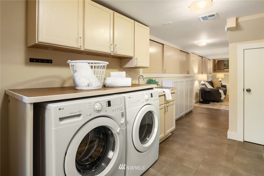 6979 47th Avenue Southwest Seattle, WA 98136 - Photo 23 of 31 Gallery Image 23
