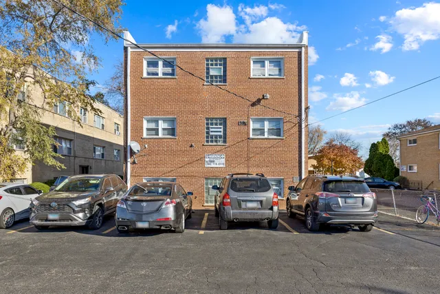 $975,000 | 528 North Ardmore Avenue, Villa Park, IL 60181