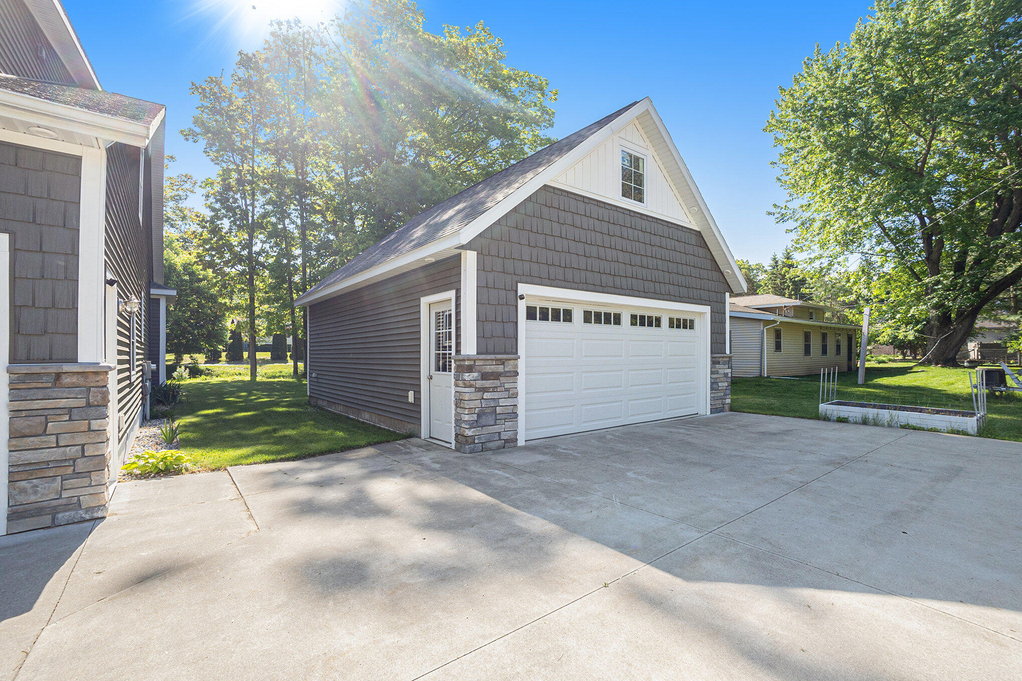 18481 North Fruitport Road Spring Lake, MI 49456 - Photo 46 of 50 005_file_319