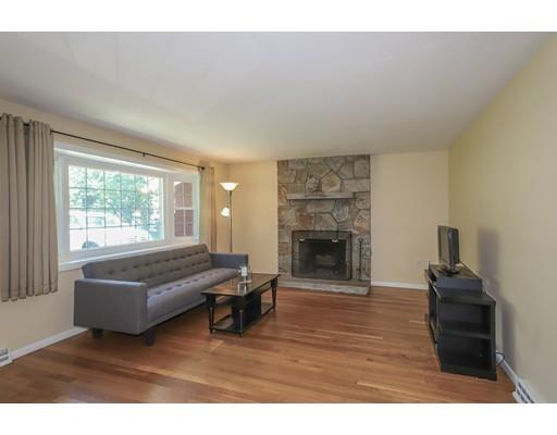 250 Dunstable Road Chelmsford, MA 01863 - Photo 6 of 37