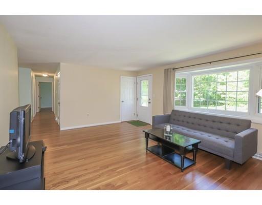250 Dunstable Road Chelmsford, MA 01863 - Photo 8 of 37