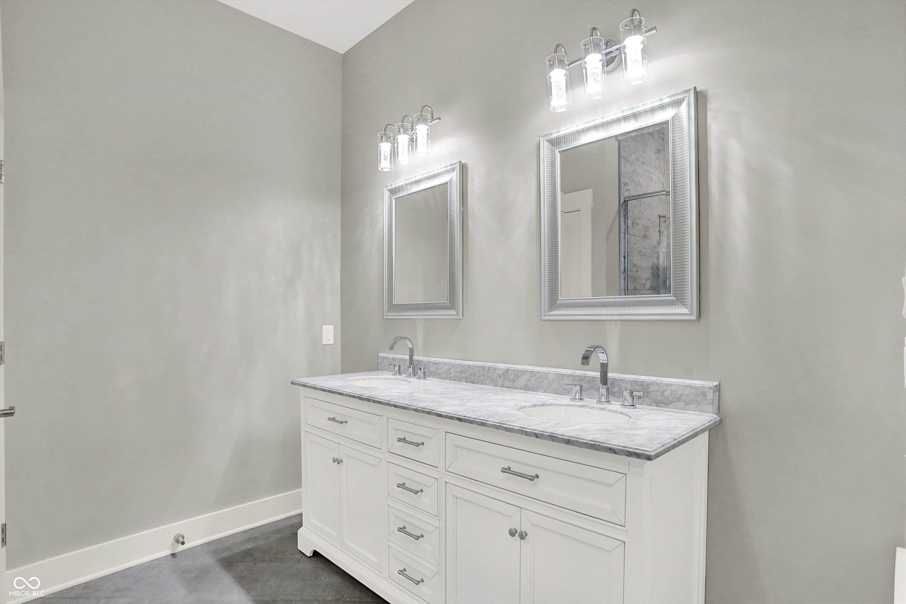 3621 Olive Branch Road Greenwood, IN 46143 - Photo 49 of 63