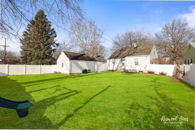 $219,900 | 1340 Lennington Circle Northeast, Kankakee, IL 60901