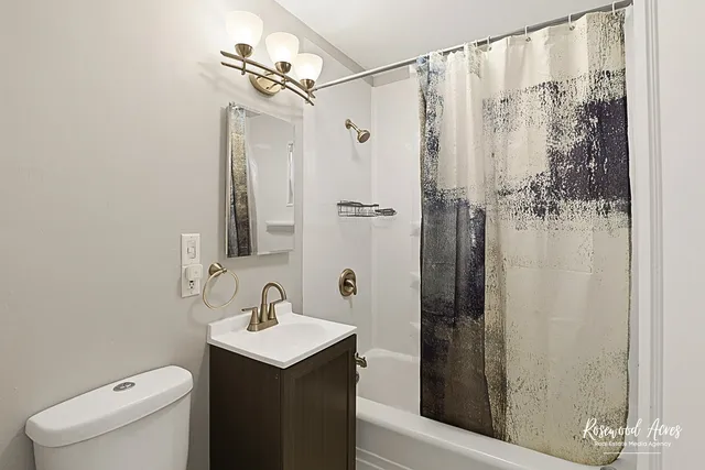 $219,900 | 1340 Lennington Circle Northeast, Kankakee, IL 60901