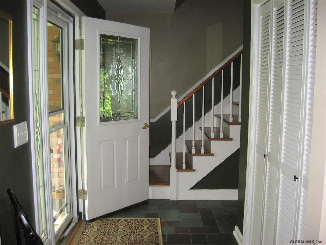 26 Crow Ridge Road Voorheesville, NY 12186 - Photo 4 of 60 Photo 4