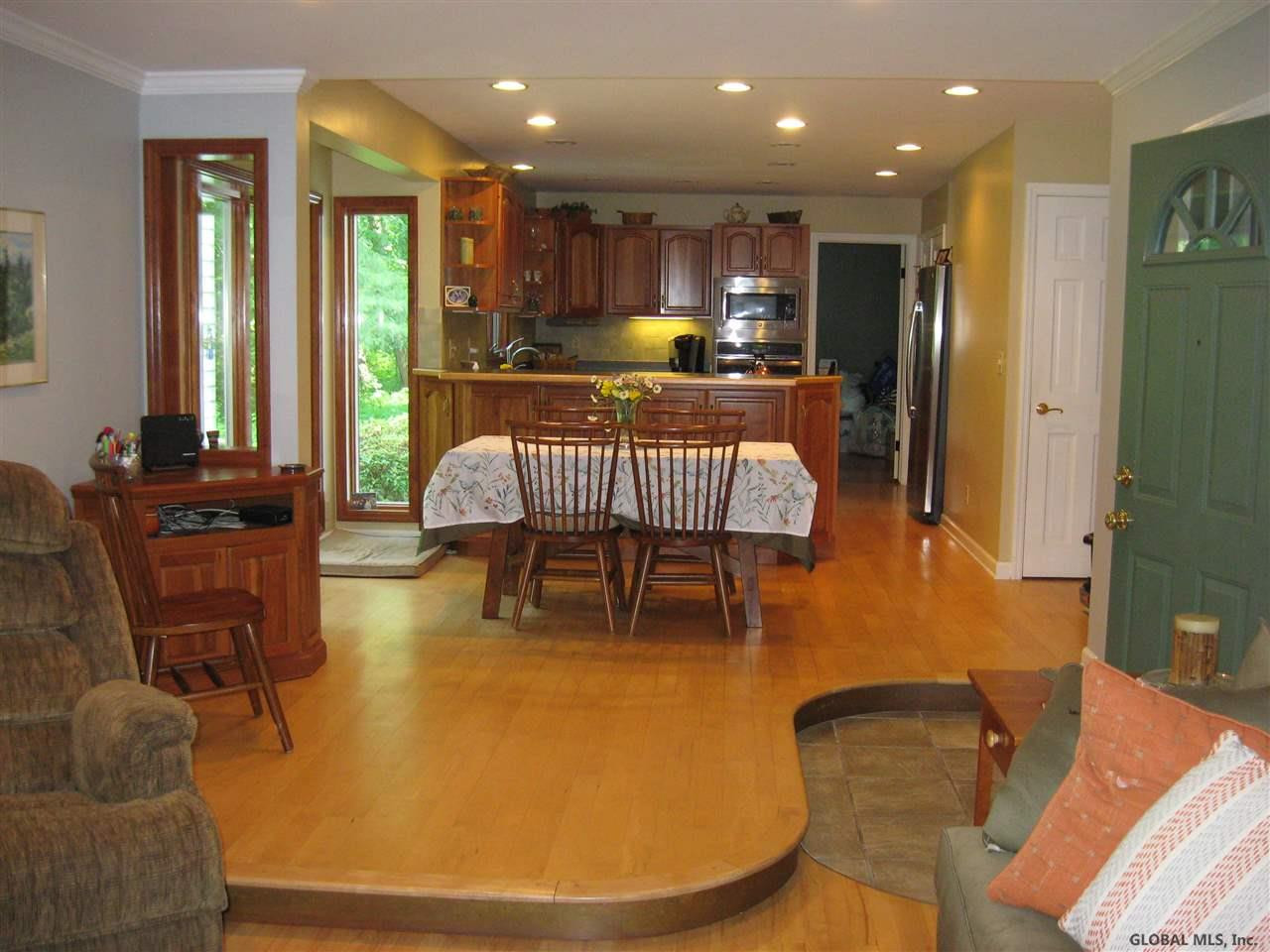 26 Crow Ridge Road Voorheesville, NY 12186 - Photo 6 of 60 Photo 6