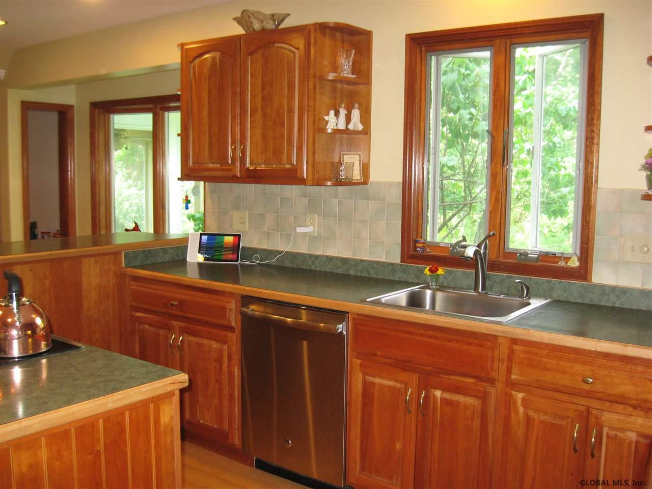 26 Crow Ridge Road Voorheesville, NY 12186 - Photo 9 of 60 Photo 9