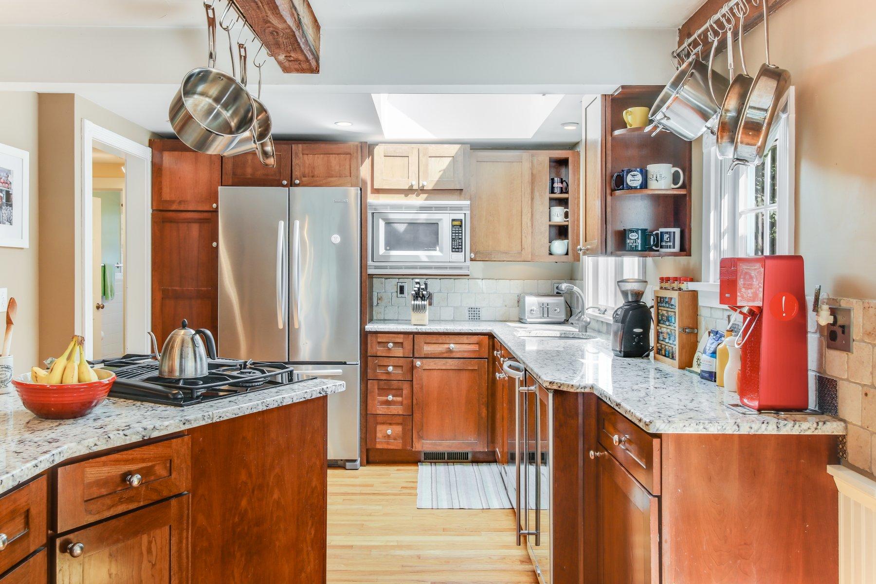 45 Monument Road Orleans, MA 02653 - Photo 10 of 56 IMG_0025