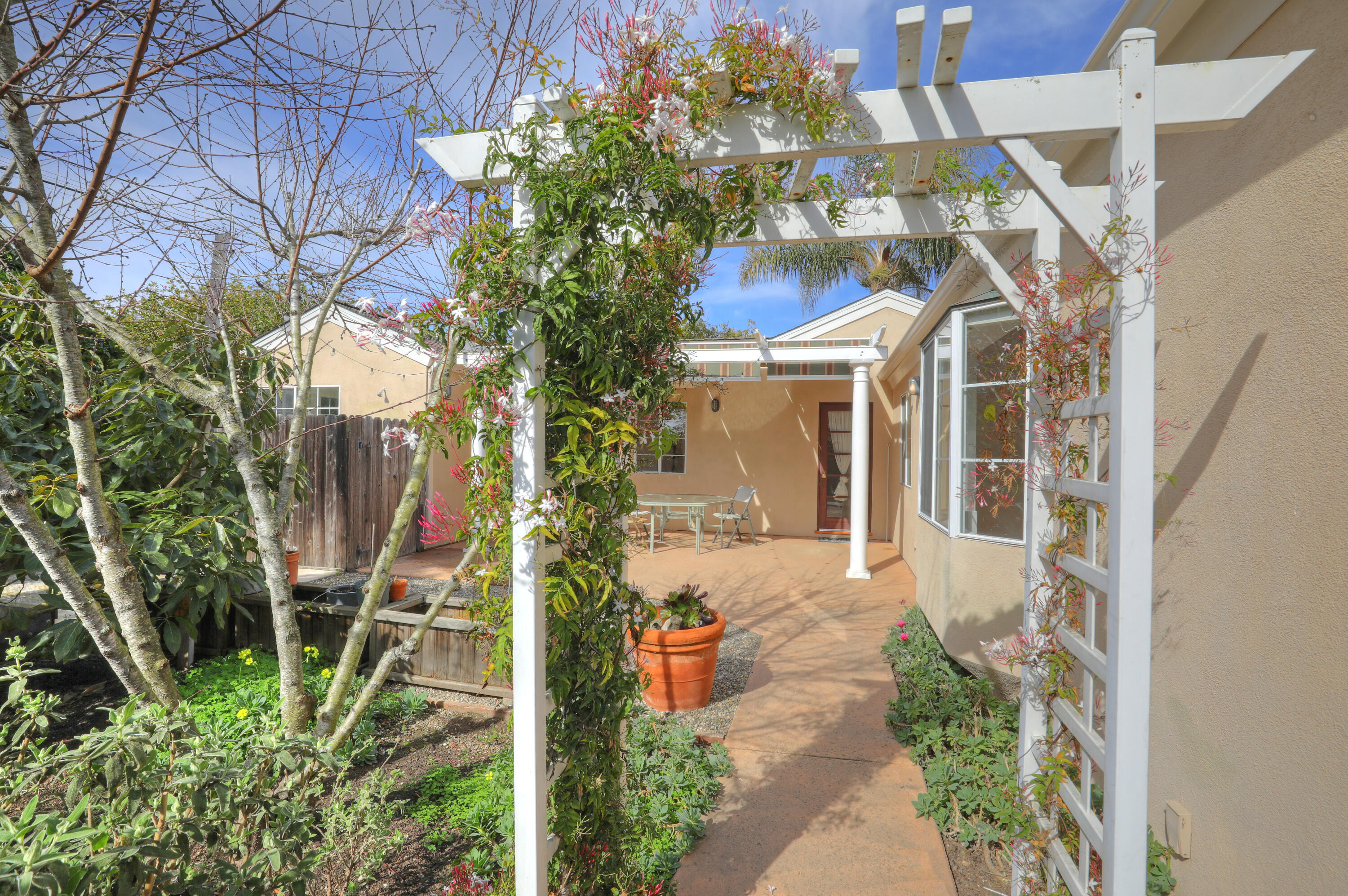 129 San Clemente Santa Barbara, CA 93109 - Photo 21 of 23 a house with lots of trees