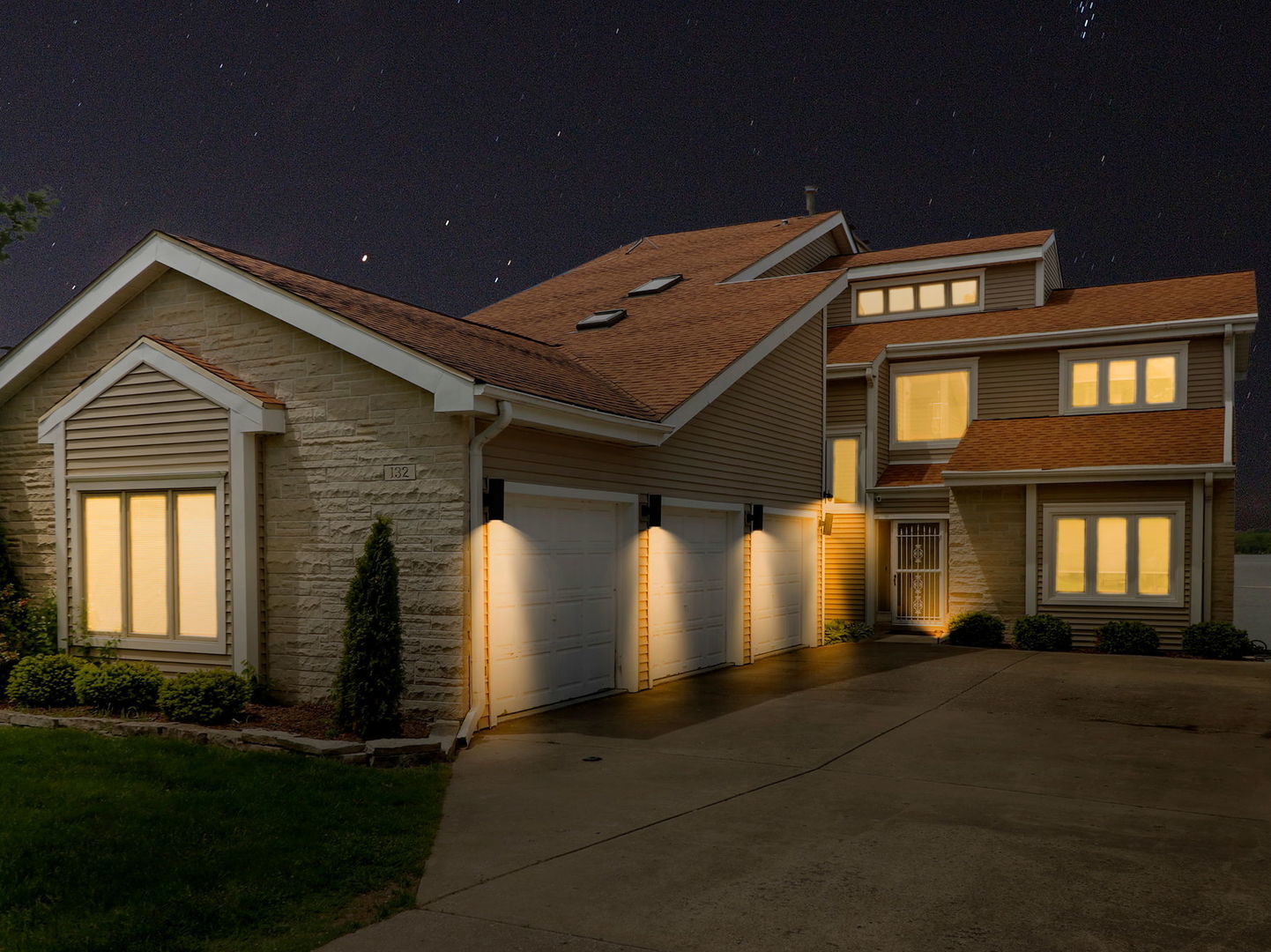 132 Eagle Point Road Fox Lake, IL 60020 - Photo 3 of 63 a front view of a house with a yard
