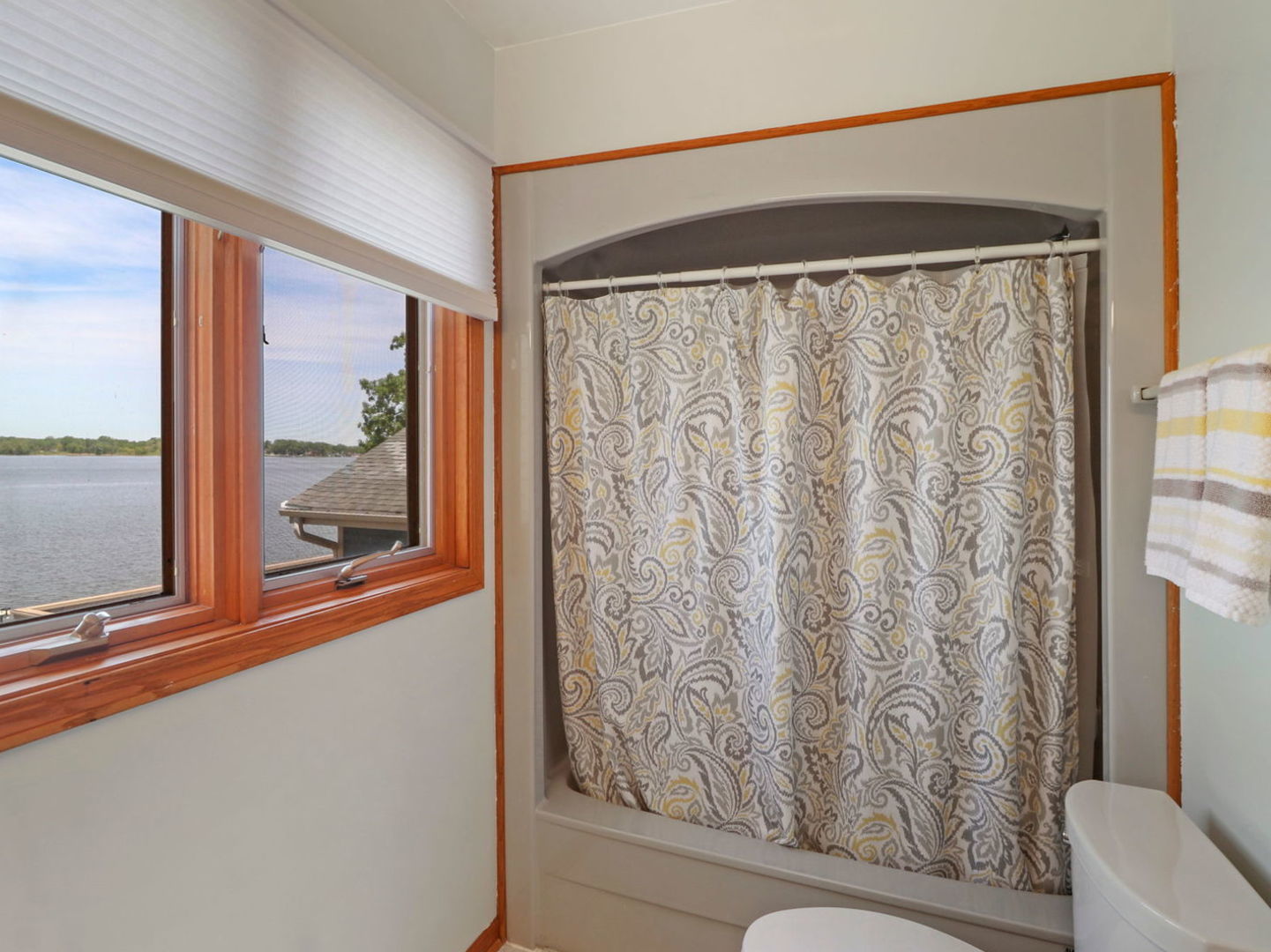 132 Eagle Point Road Fox Lake, IL 60020 - Photo 31 of 63 a view of a door and with glass door