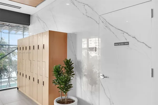 $7,500 | 460 Northeast 28th Street, Unit 2908, Miami, FL 33137