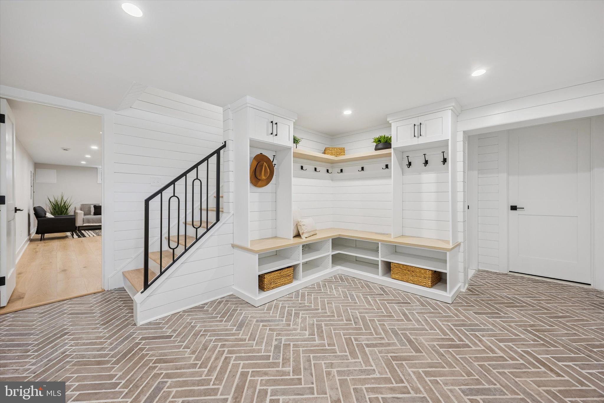 2577 Wayland Road Berwyn, PA 19312 - Photo 67 of 79 Mudroom area off of garage