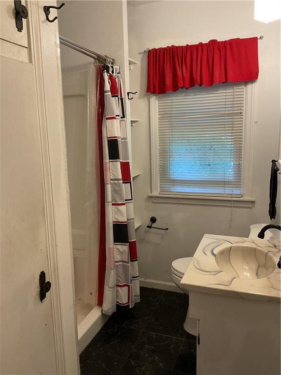 13504 Spruce Street Grandview, MO 64030 - Photo 12 of 30