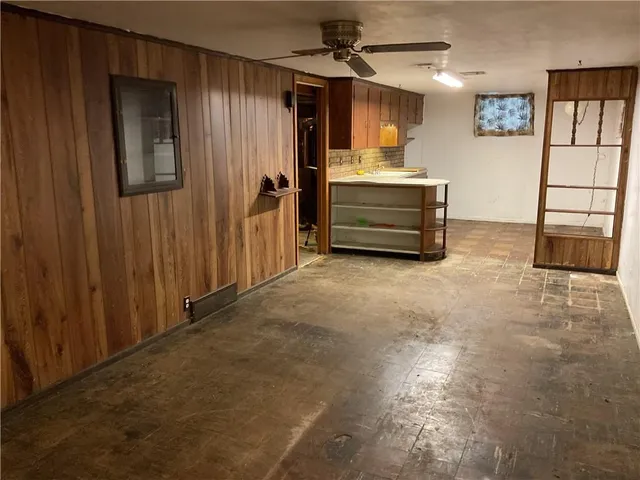 $234,000 | 13504 Spruce Street, Grandview, MO 64030