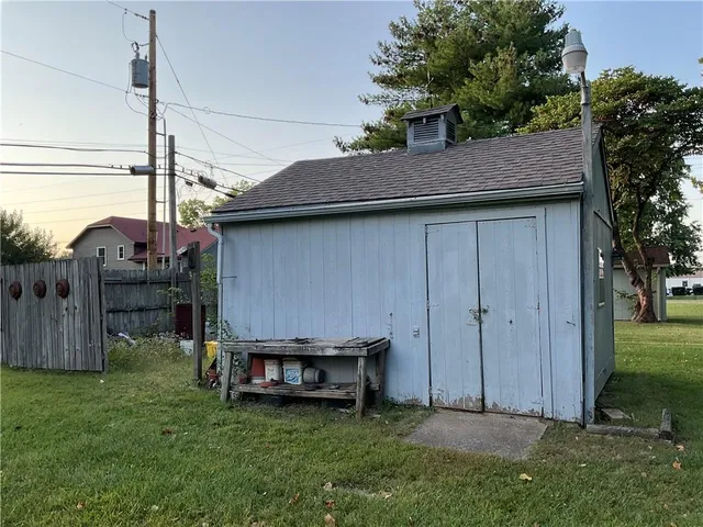 $234,000 | 13504 Spruce Street, Grandview, MO 64030