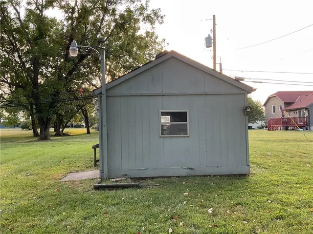 $234,000 | 13504 Spruce Street, Grandview, MO 64030