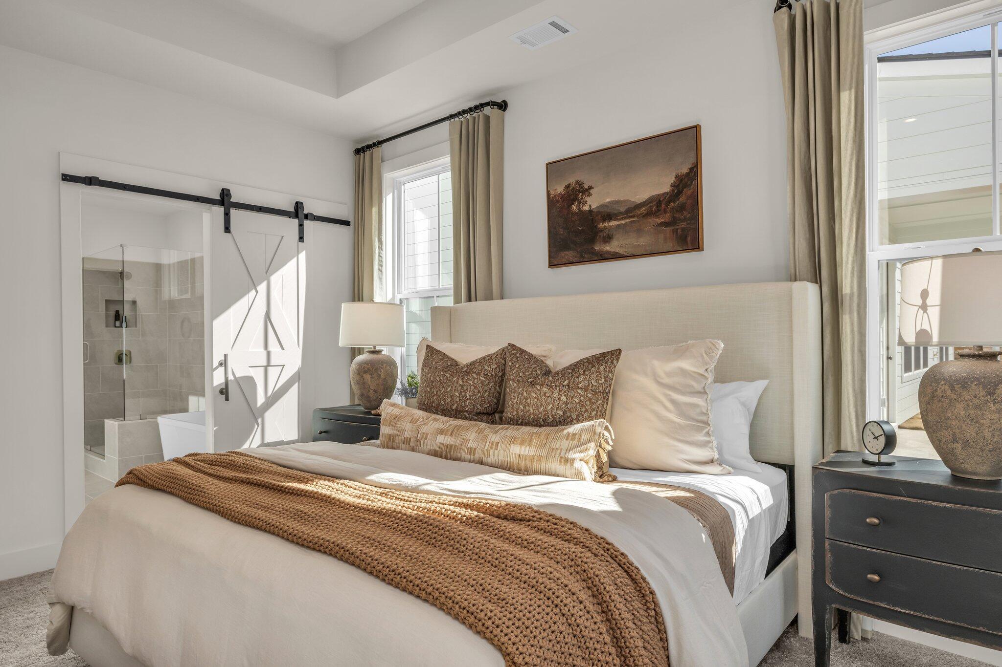 2608 Butlers Green Circle, Unit 11 Chattanooga, TN 37421 - Photo 16 of 30 Owner's Suite