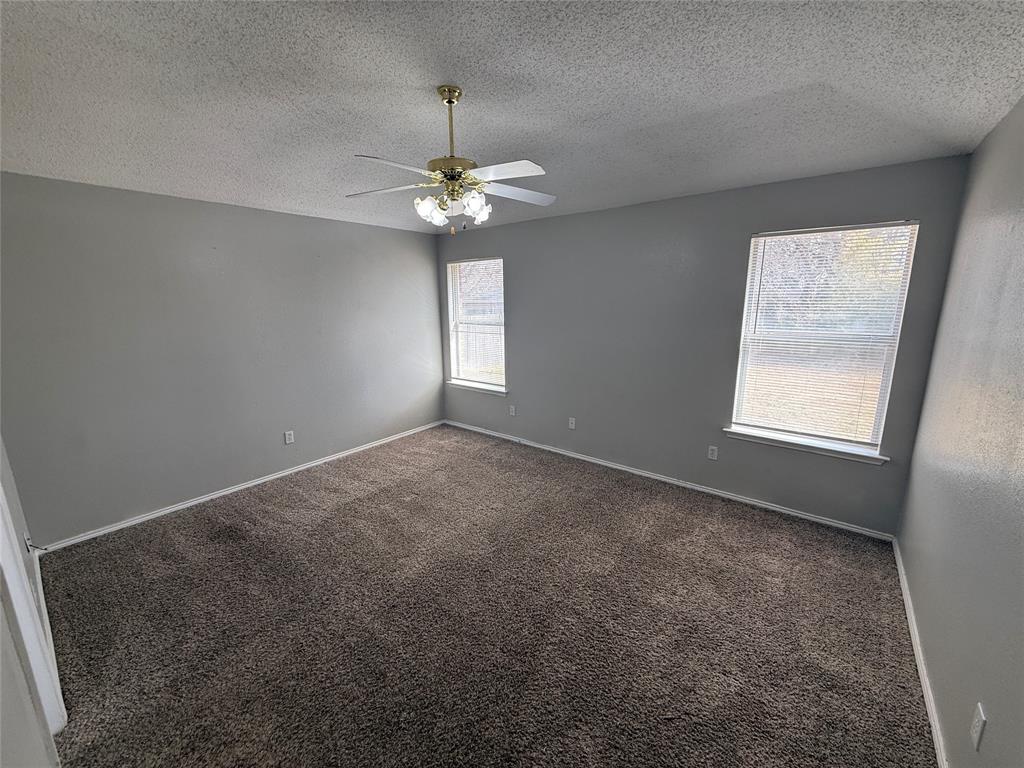 768 Hunter Court Azle, TX 76020 - Photo 12 of 26