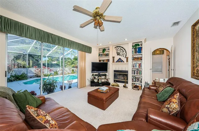 $725,000 | 2700 Jarvis Circle, Palm Harbor, FL 34683