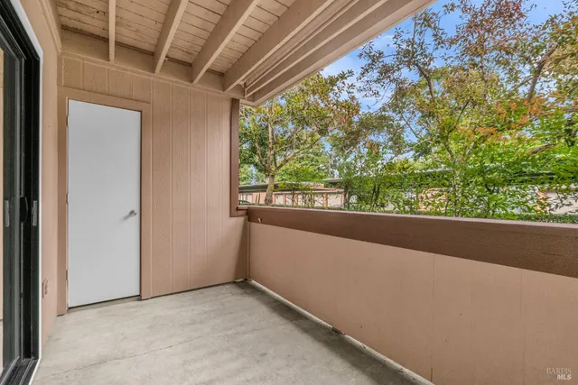 $300,000 | 8201 Camino Colegio, Unit 221, Rohnert Park, CA 94928