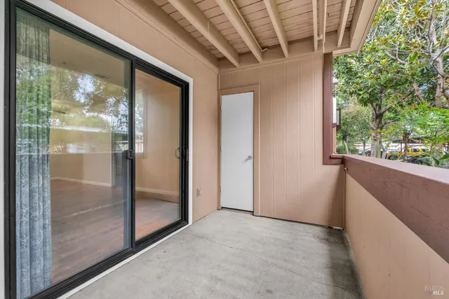 $300,000 | 8201 Camino Colegio, Unit 221, Rohnert Park, CA 94928