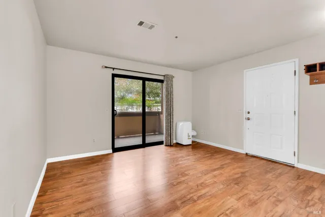 $300,000 | 8201 Camino Colegio, Unit 221, Rohnert Park, CA 94928