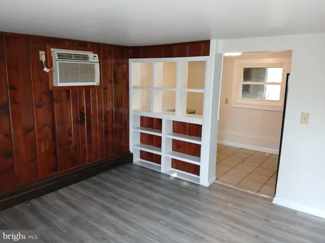 $1,800 | 9 Springfield Road, Unit B, Wrightstown, NJ 08562