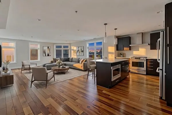 $1,129,000 | 112 West 9th Street, Unit 2, Boston, MA 02127