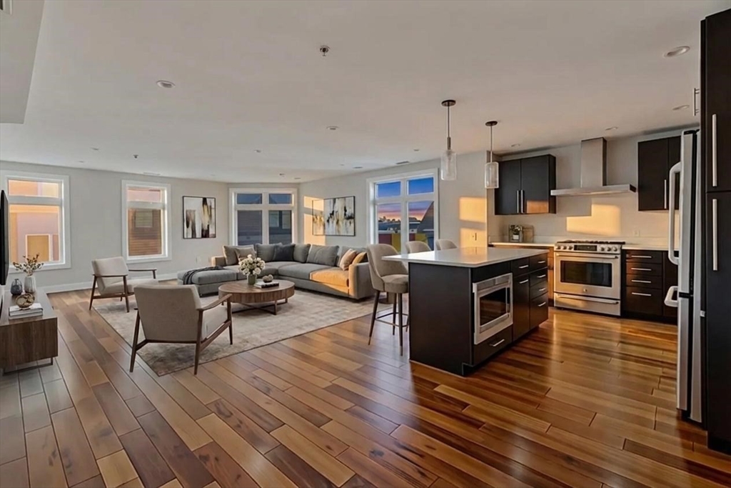 112 West 9th Street, Unit 2 Boston, MA 02127 - Photo 2 of 15