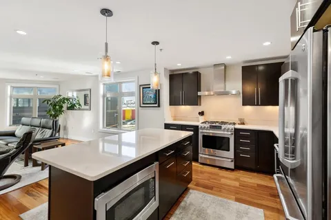 $1,129,000 | 112 West 9th Street, Unit 2, Boston, MA 02127